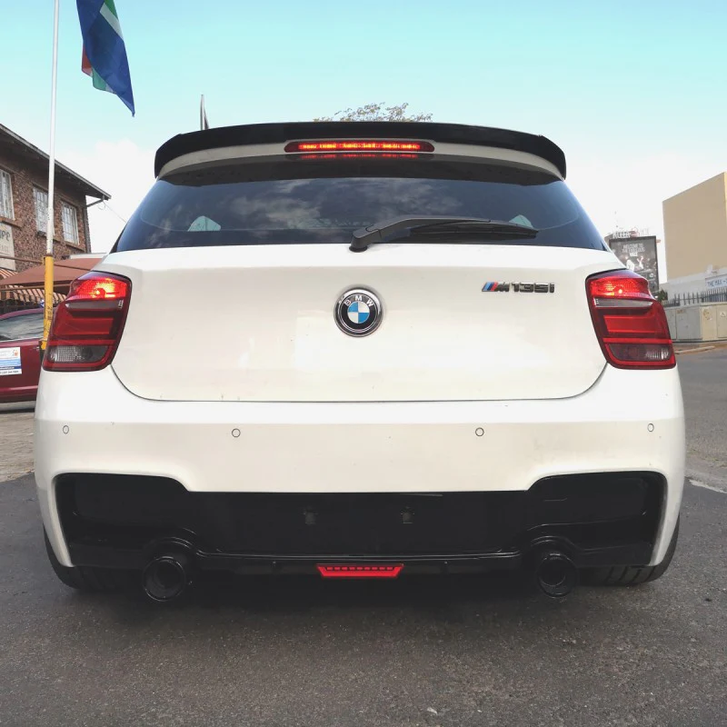 F20 / F21 MTECH M PERFORMANCE-STYLE DIFFUSER W/BRAKELIGHT - Image 3